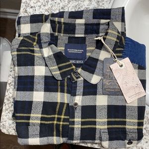 Men’s Flannel button down